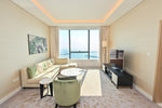 Palm Tower 4415 - Main Image